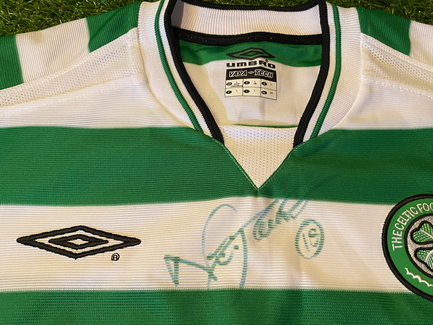 Celtic FC Scotland Soccer Football Large Mans Signed Vintage 2003 Neil Lennon Umbro Jersey