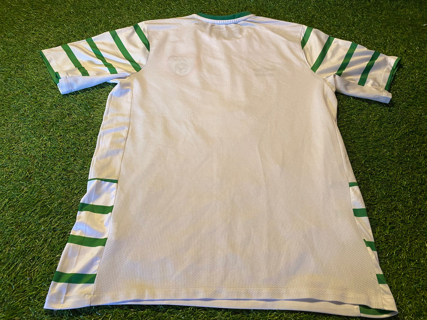 Republic of Ireland Football Soccer Medium Mans Umbro Made 2016 Away Jersey