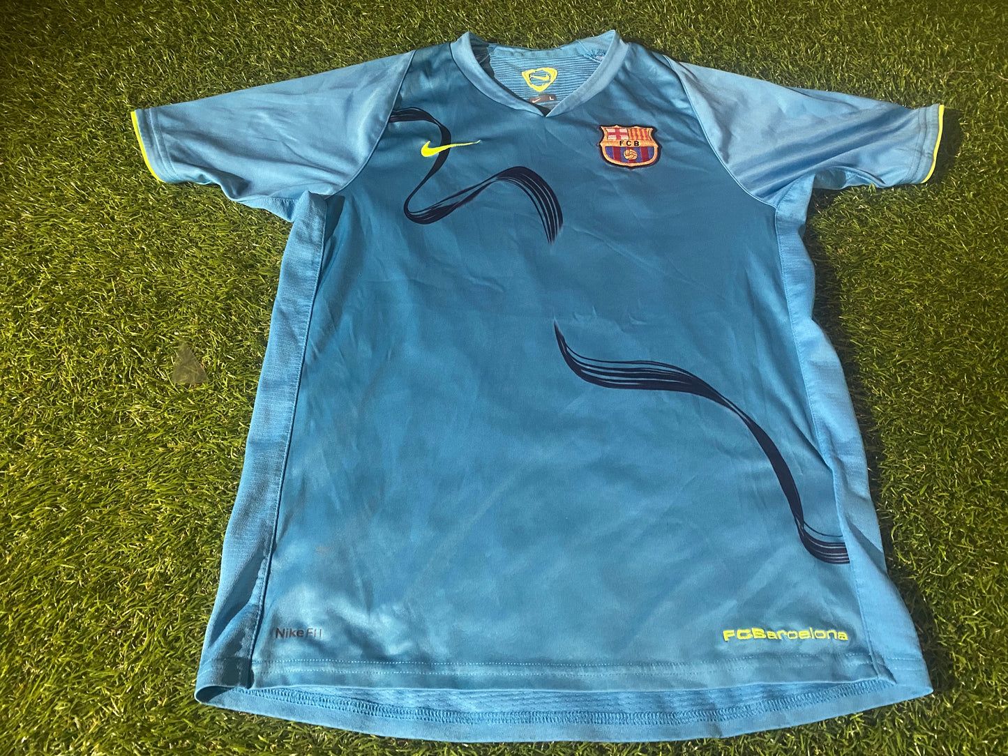 FCB Barcelona Spain Soccer Football Large Boys 10-12 yr old Nike Made Leisure Jersey