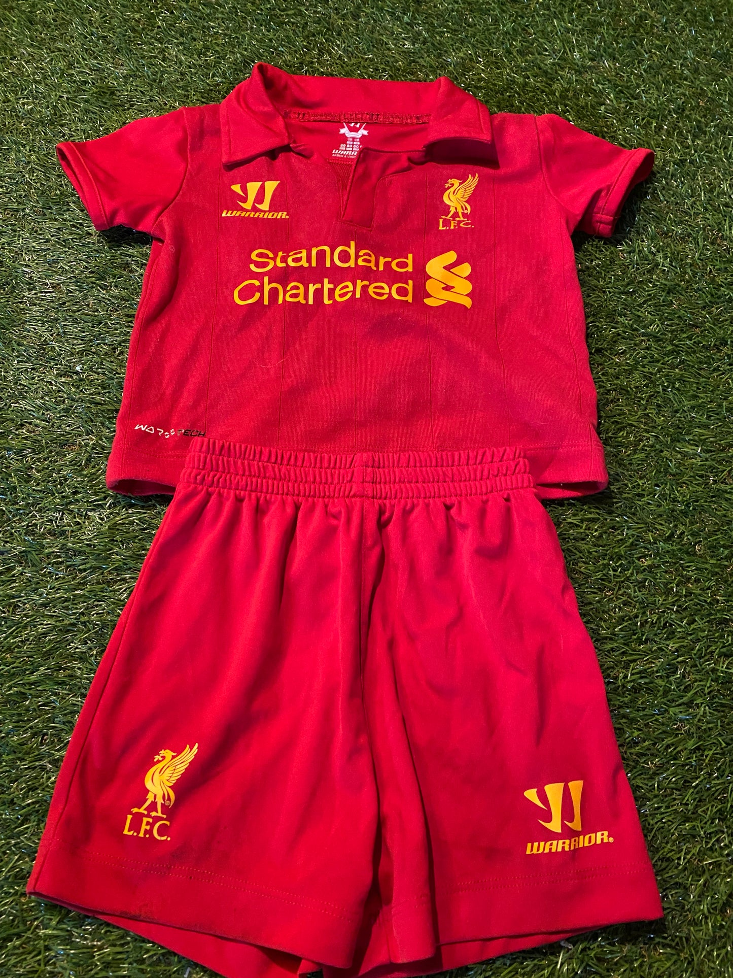 Liverpool FC England Football Baby Boy Girl 12-18 Month Top & Shorts Set