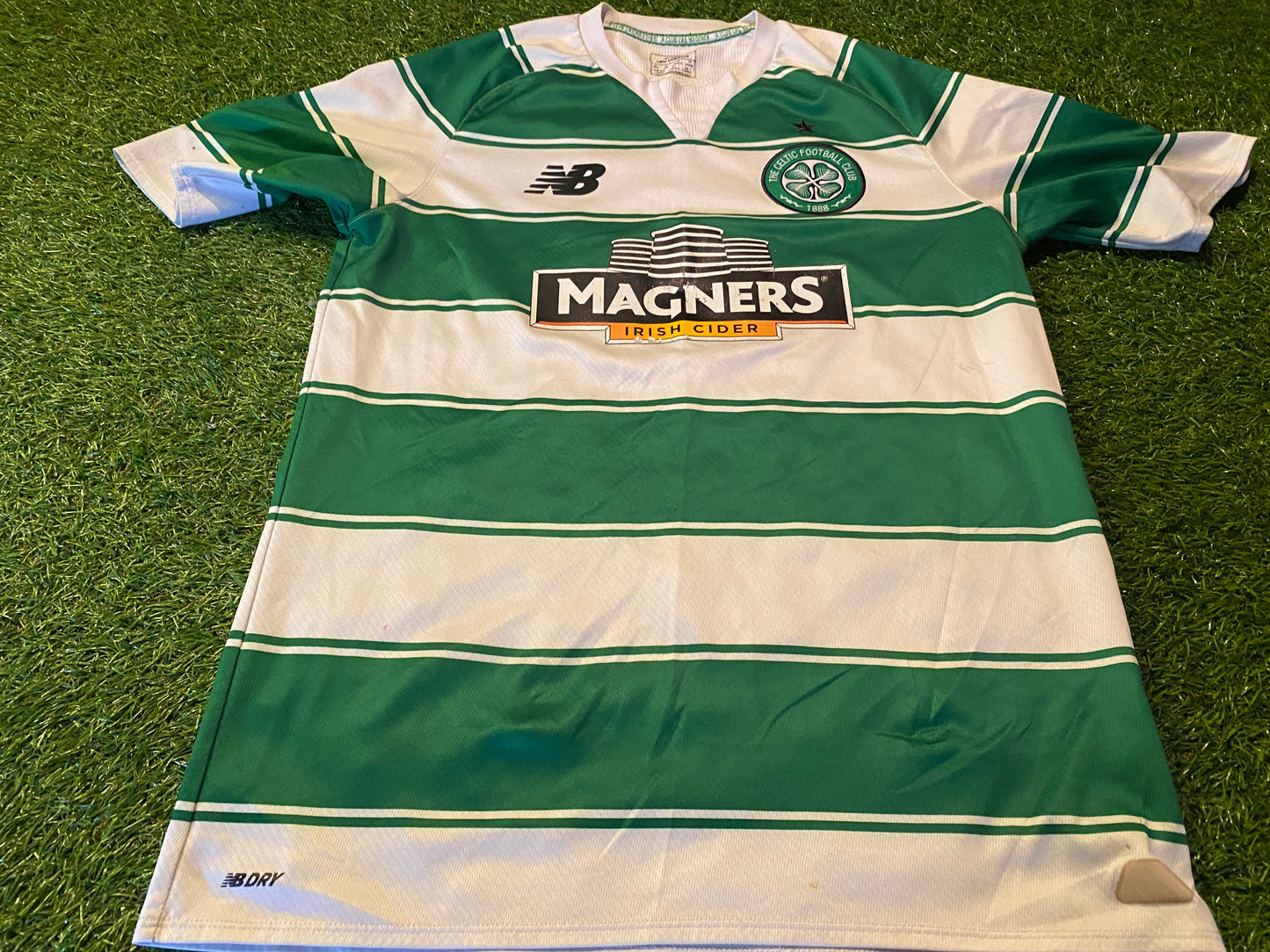 Celtic FC Scotland Scottish Soccer Football Small Mans New Balance Made Home Jersey