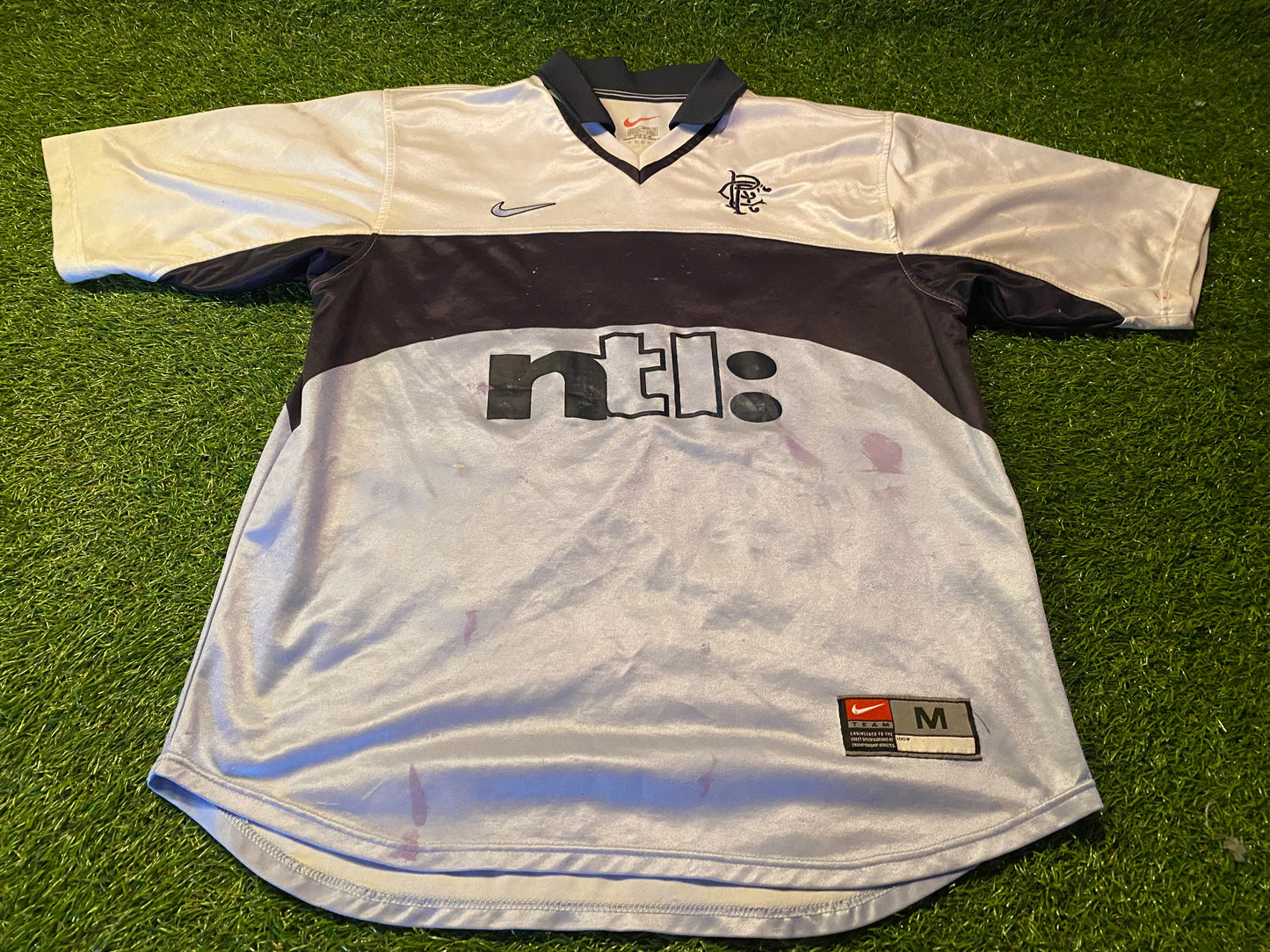 Glasgow Rangers Scotland Football Medium Mans Rare Vintage Albertz no11 Nike 1999 3rd Jersey