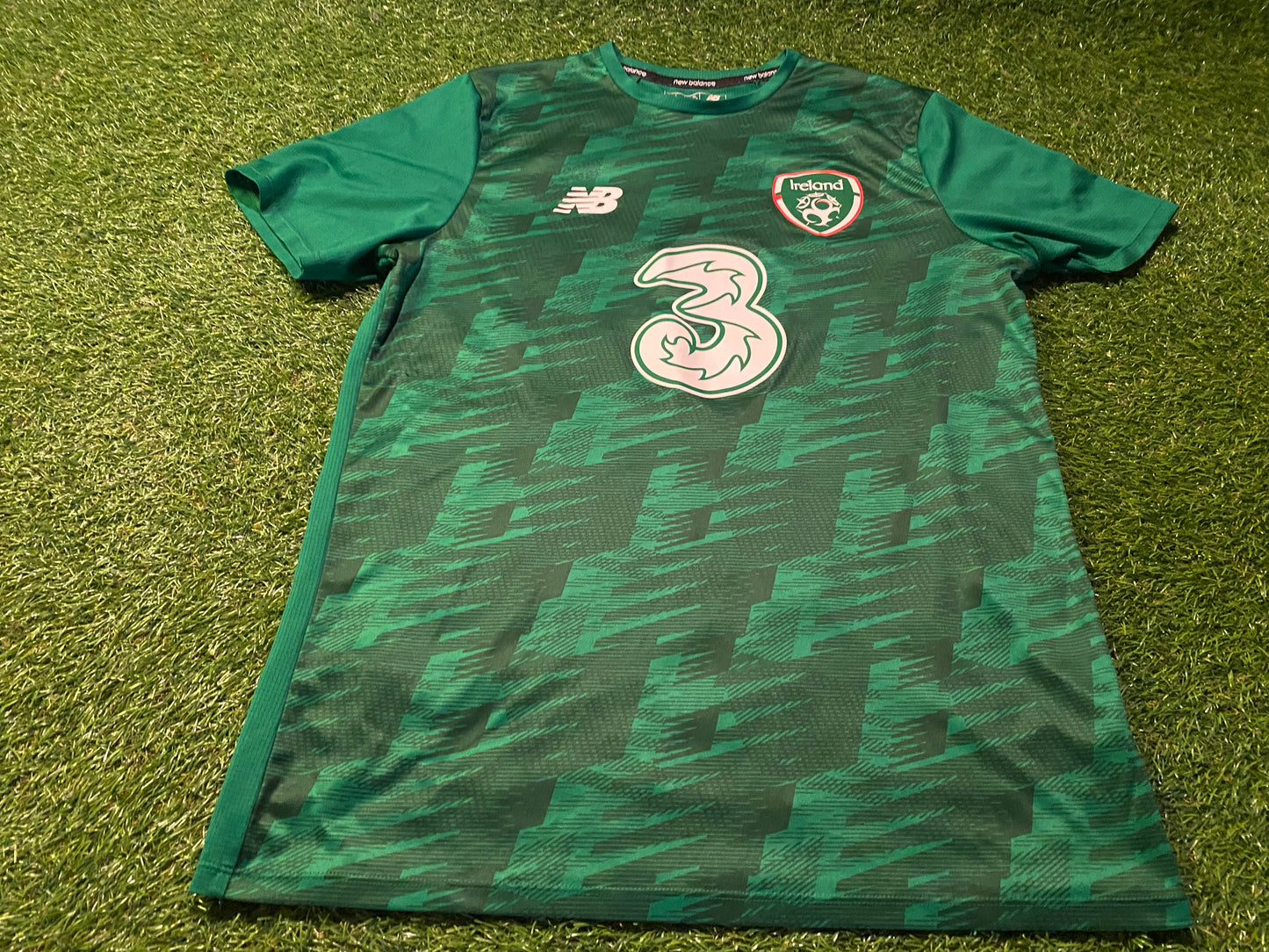 Republic of Ireland Irish Eire Football Soccer Large Mans New Balance Made Jersey