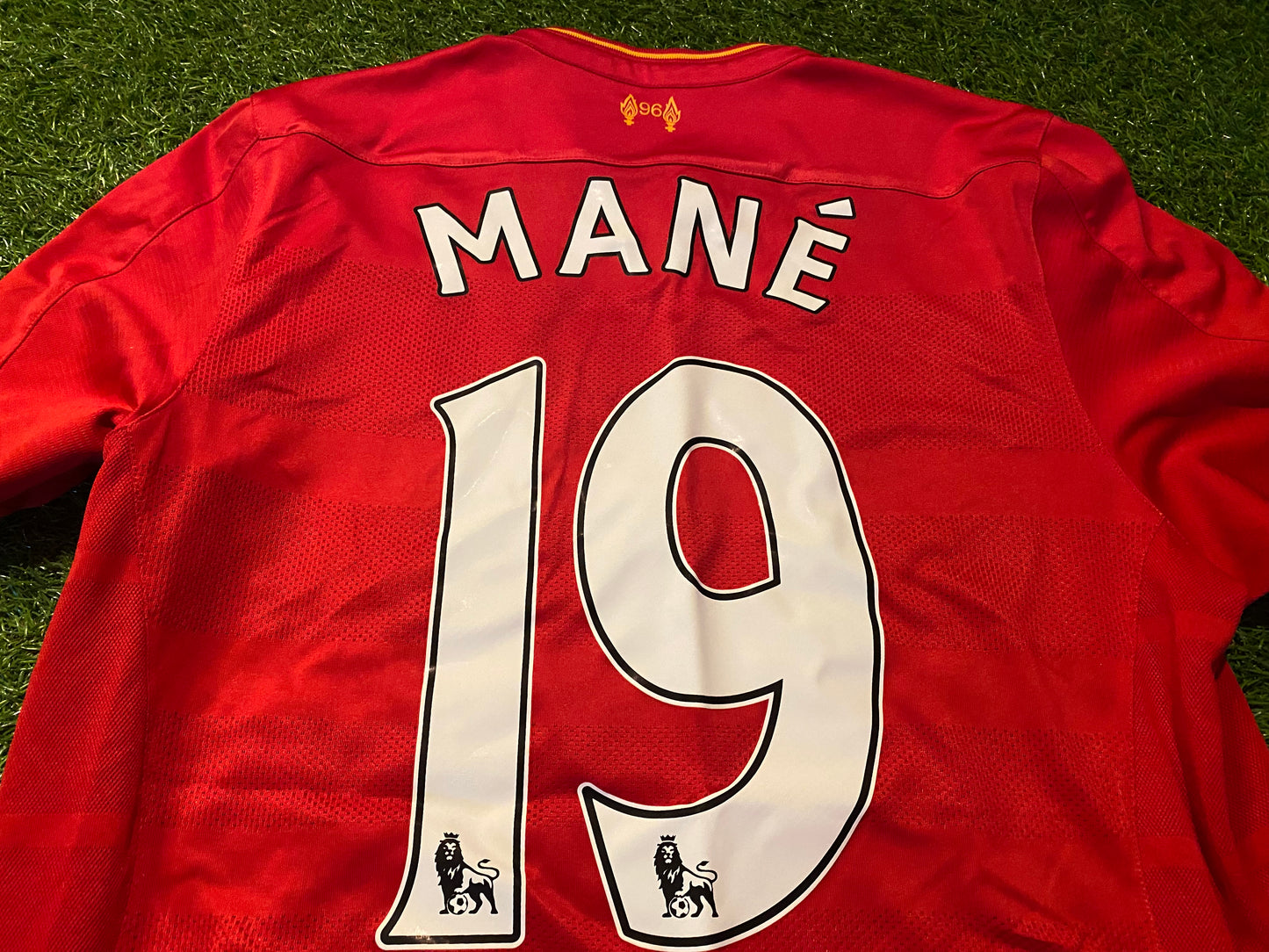 Liverpool England Football Soccer Medium Mans Mane no19 New Balance Home Jersey