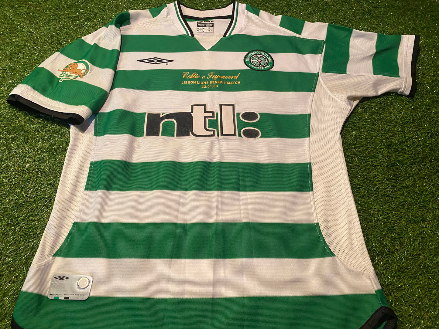 Celtic v Feyenoord Football Lions Benefit Match 2003 Medium Mans Larsson no7 Umbro Home Jersey