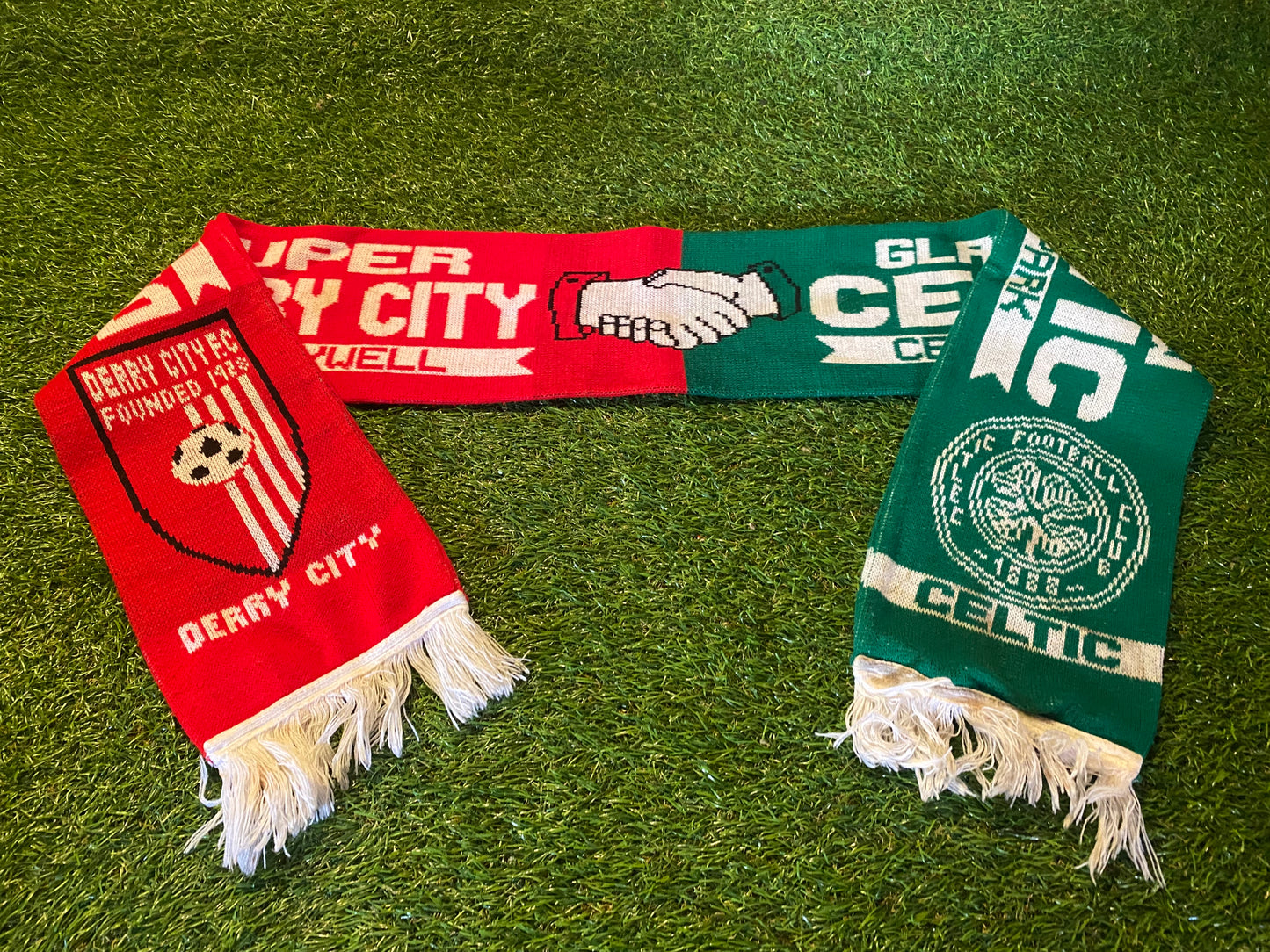 Celtic FC Derry City FC Scotland Scottish Soccer Football Full Size Adult Mans Scarf Scarves