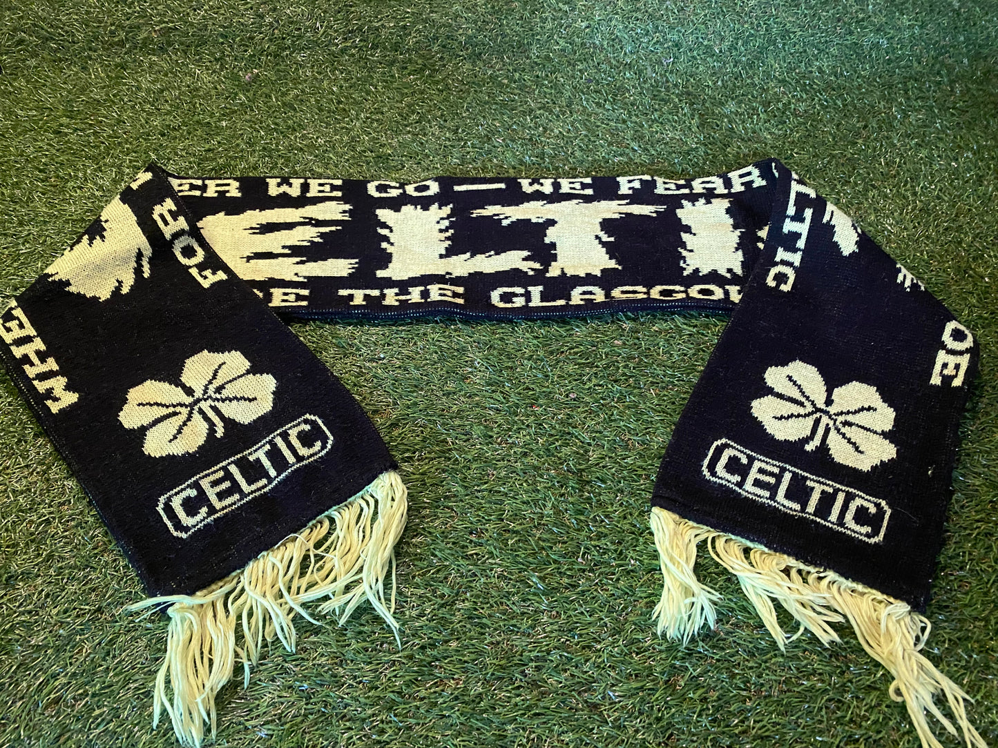 Celtic FC Scotland Scottish Soccer Football Full Size Adult Mans Scarf Scarves