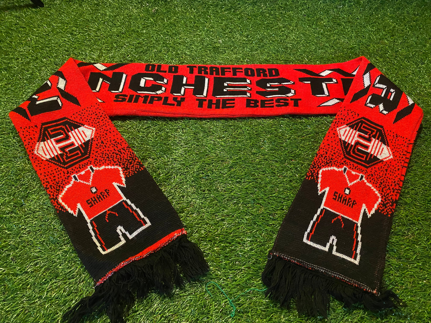 Manchester United Rare 1990's Sharp Logo Soccer Football Full Size Adult Mans Scarf Scarves