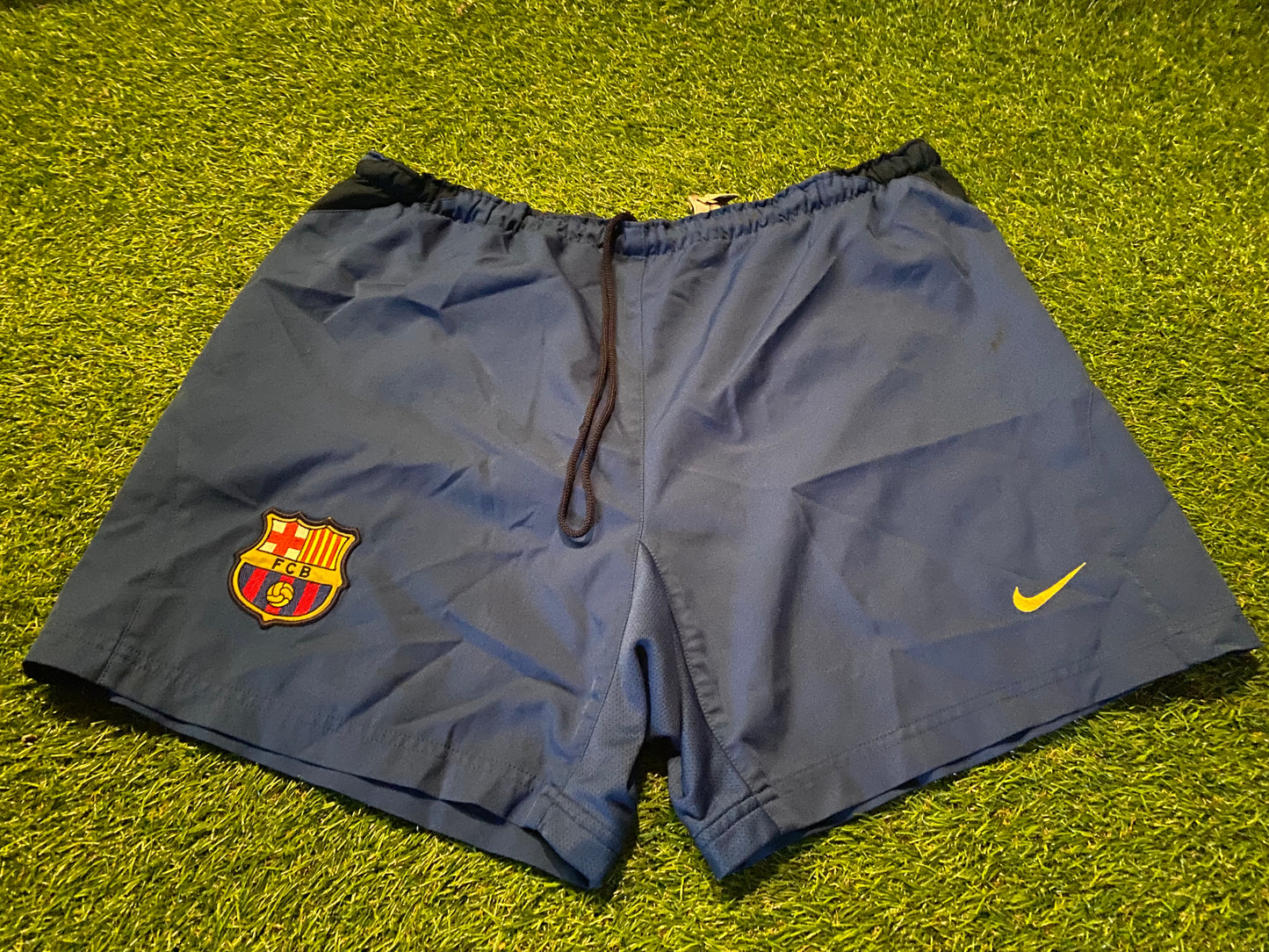 FCB Barcelona Spain Espana La Liga Football Large Mans Rare Vintage Nike Made Shorts