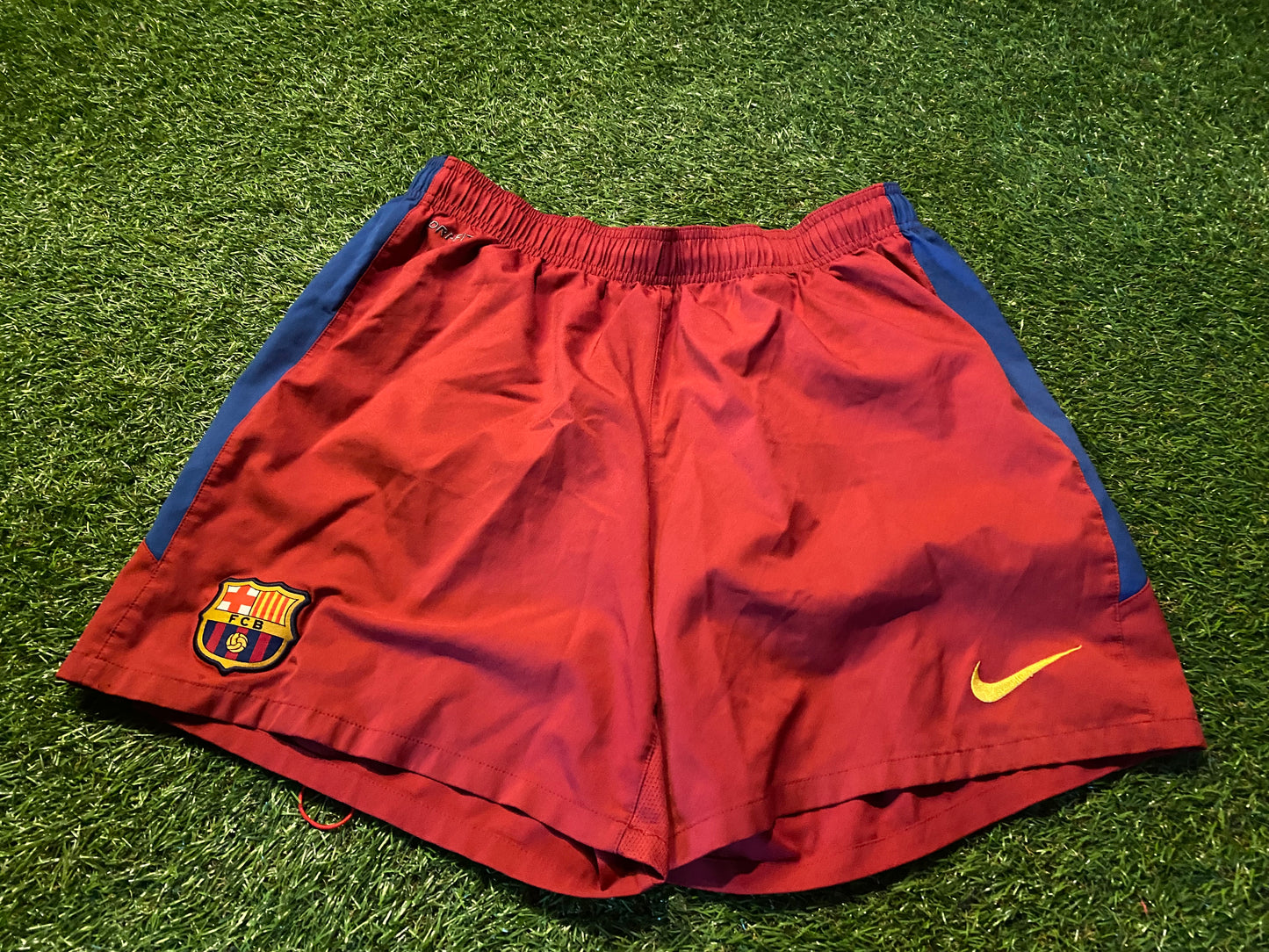 FCB Barcelona Spain Espana Football Medium Mans Rare Vintage Nike Made Home Shorts