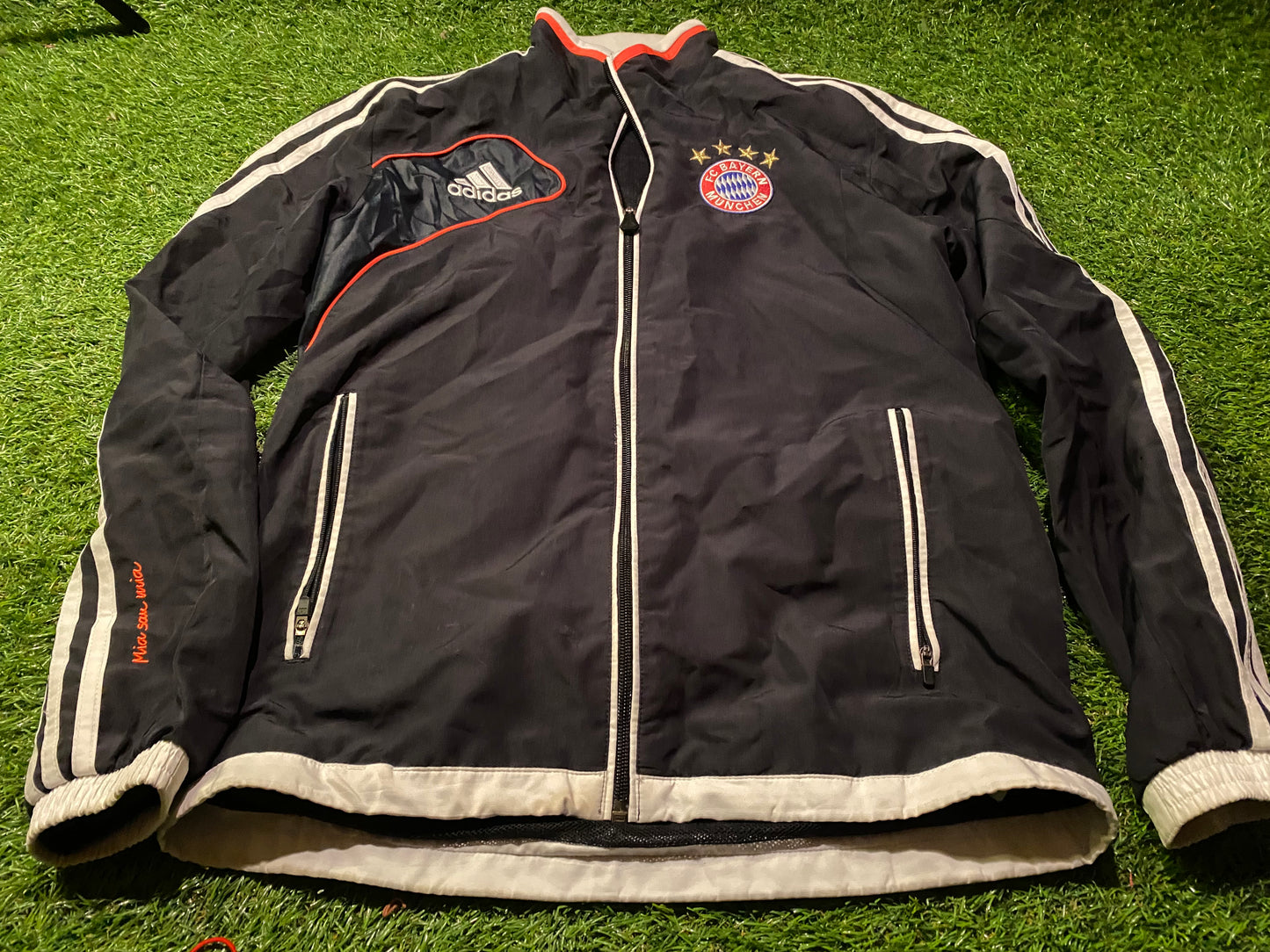 Bayern Munich German Germany Football XL Boys / Youths Full Zip Up Lined Adidas Jacket