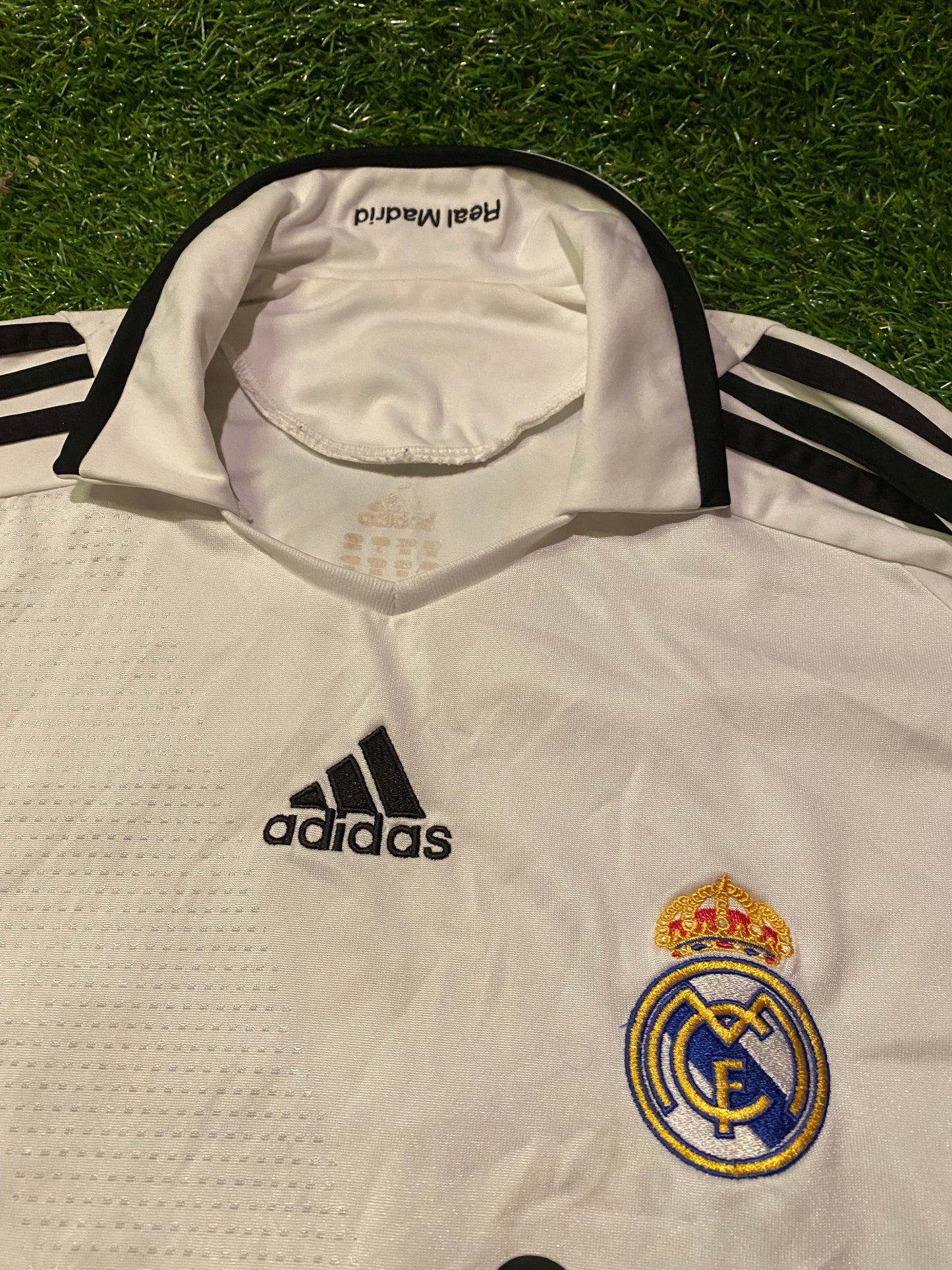 Real Madrid Spain Football XL Boys / Youths 13-15 Year Old Adidas Top & Shorts Set