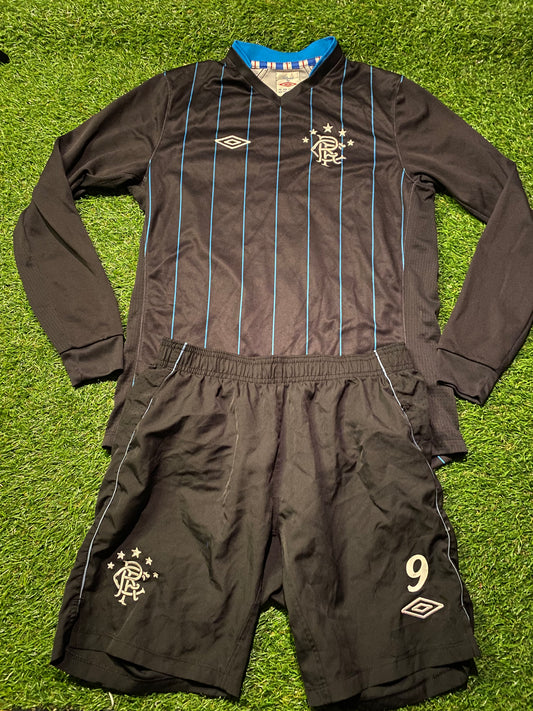 Glasgow Rangers Scotland Football XL Boys / Youths 13-15 Year Old Umbro 3rd Top & Shorts Set