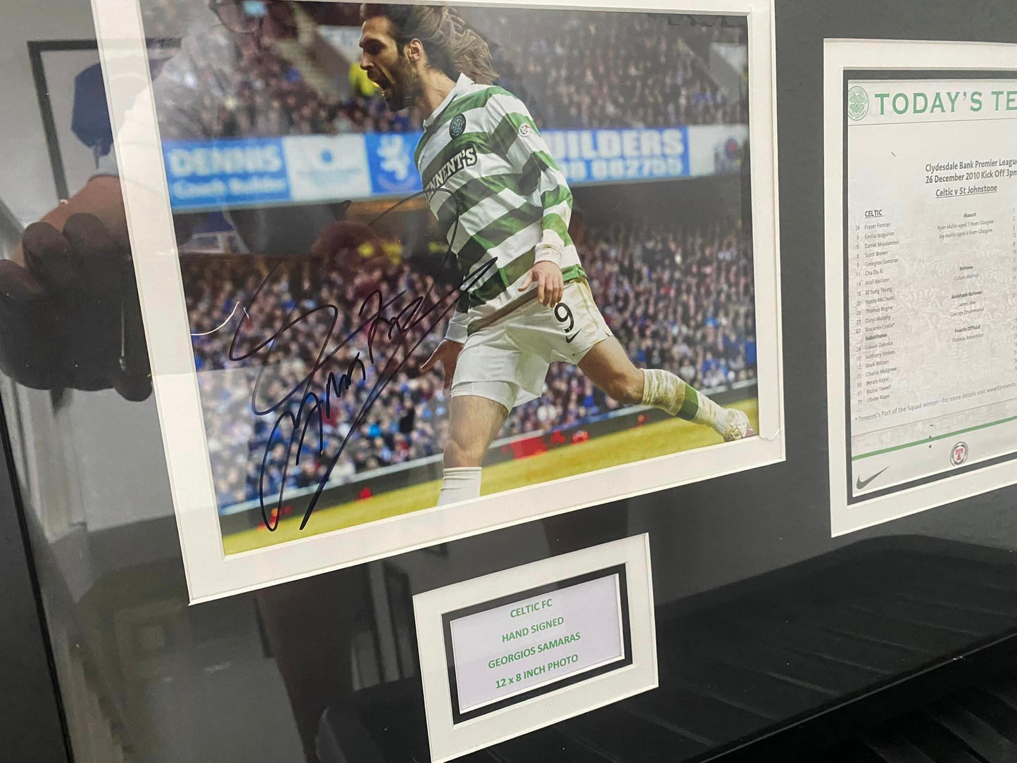 Samaras Celtic FC Hand Signed 12 x 8 Inch Photo & Team Sheet Framed Montage