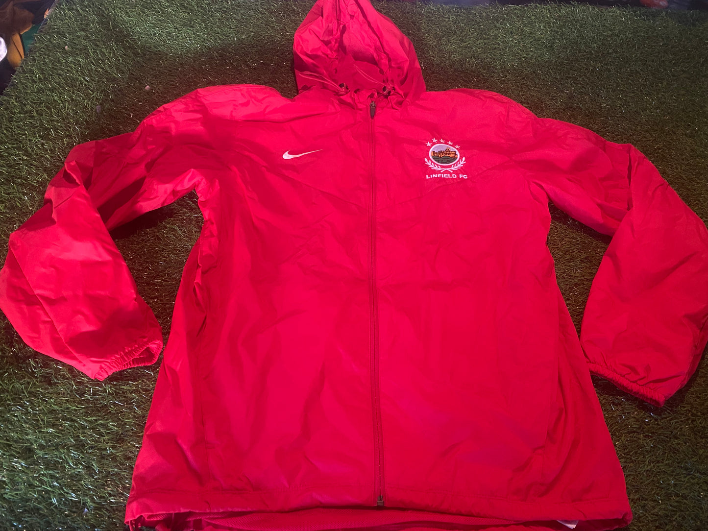 Linfield FC Northern Ireland Soccer Football Medium Mans Lighter Nike Hooded Jacket