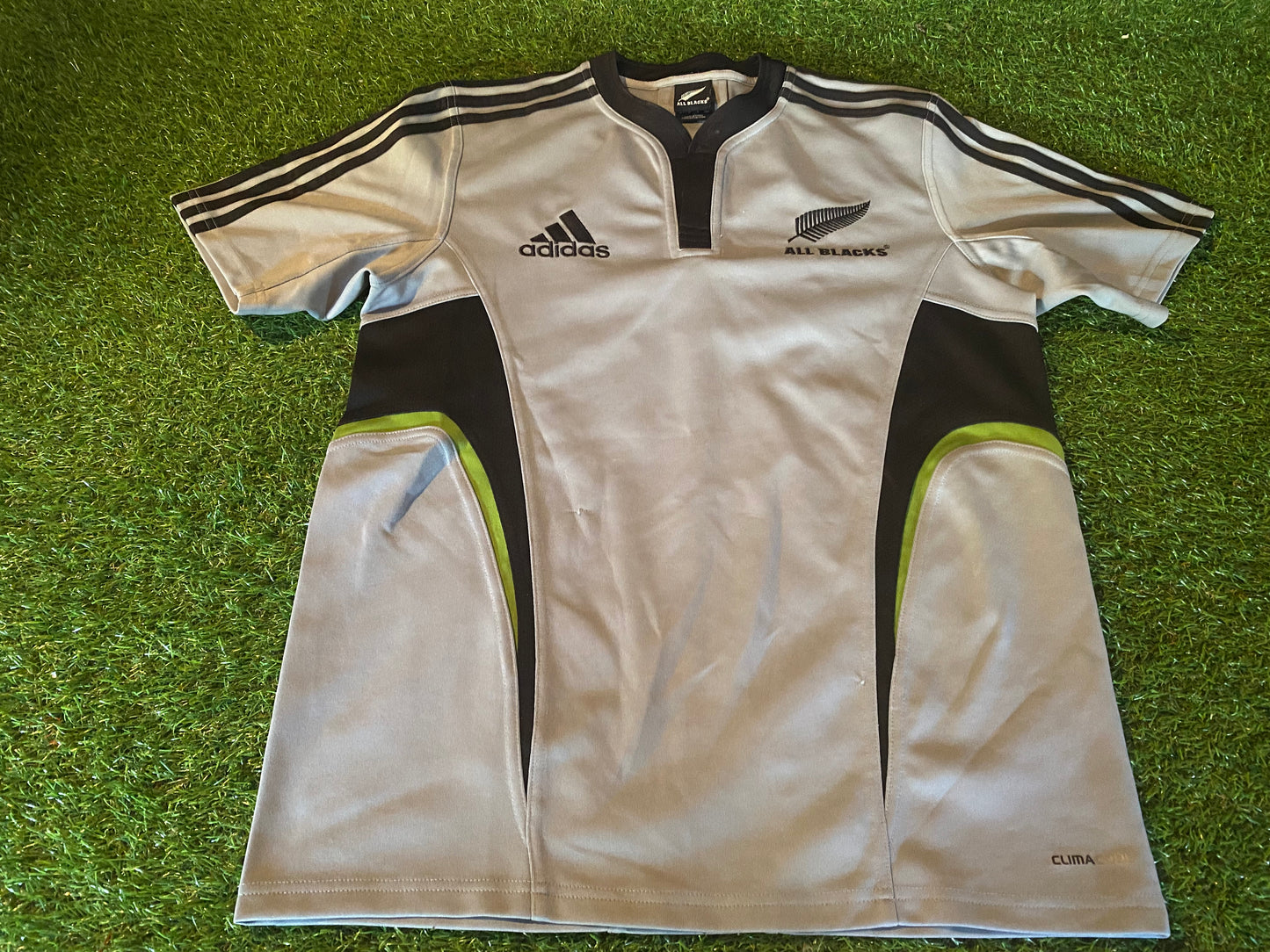 New Zealand All Blacks Rugby Union Football Medium Mans Adidas Vintage Jersey