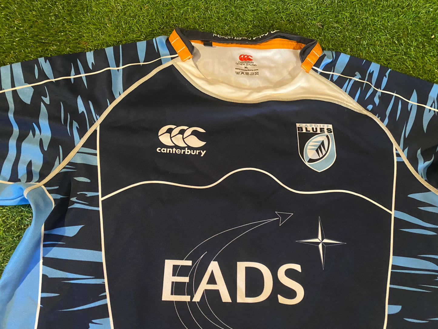 Cardiff Blues Wales Welsh Cymru Rugby Union Football XL Extra Large Mans CCC Made Jersey