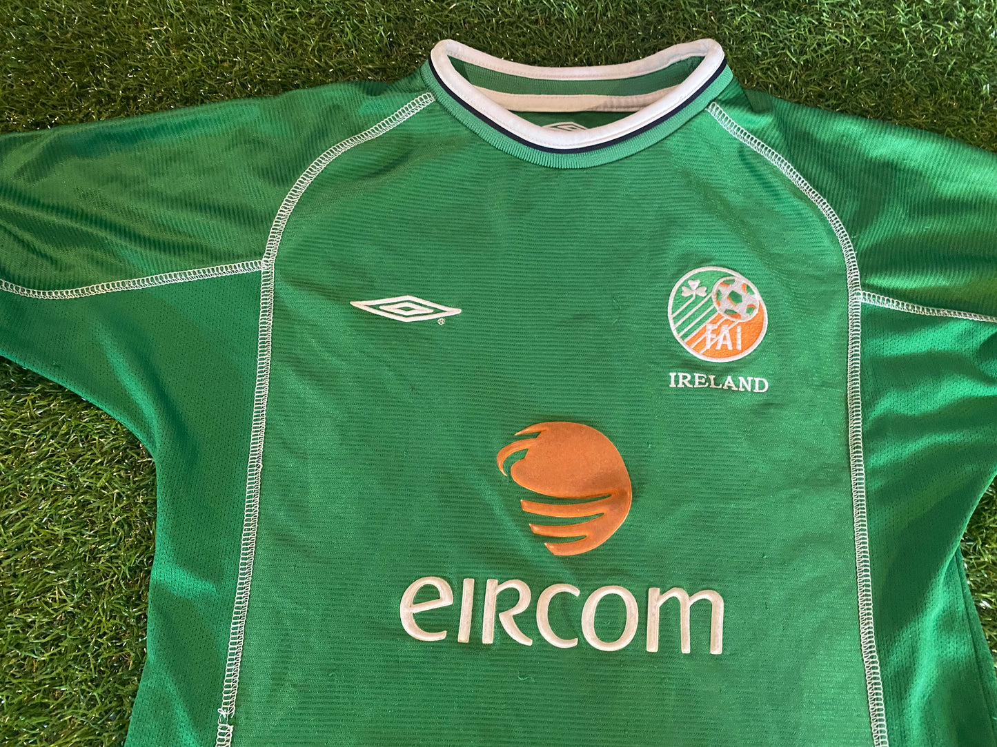 Republic of Ireland Eire Soccer Football Medium Boys 9-10 Year Vintage 2001 Home Jersey