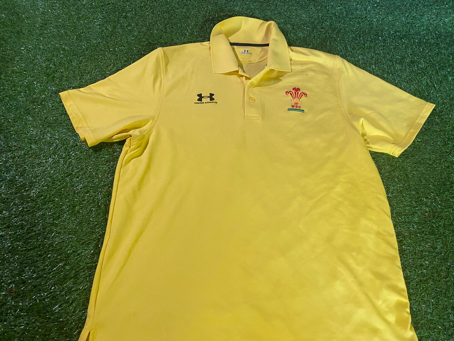 Wales Welsh Cymru Rugby Union Large Mans Under Armour Made Polo Jersey