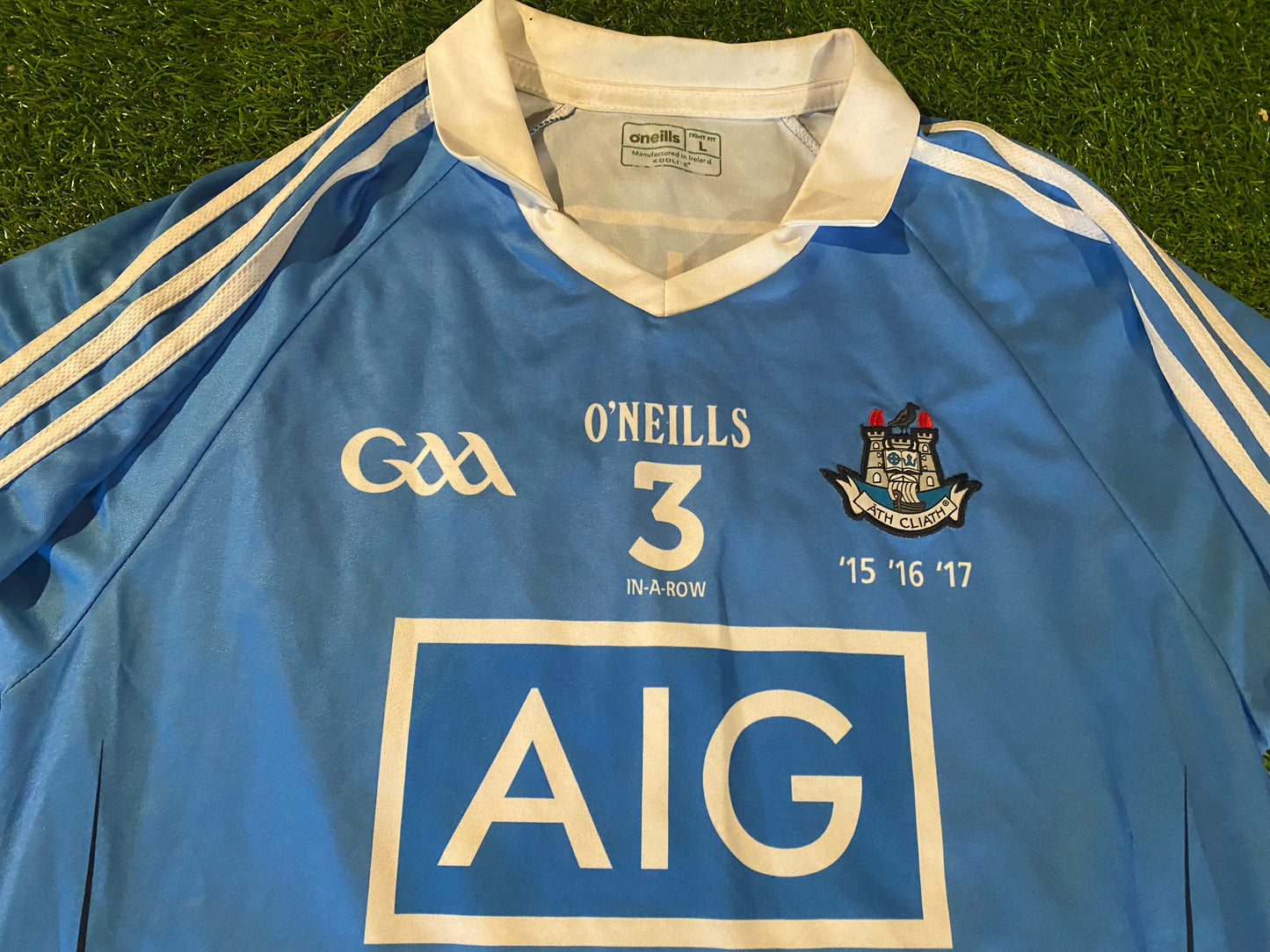 Co Dublin Ireland GAA Gaelic Football Large Mans Tight Fit 3 In A Row Jersey