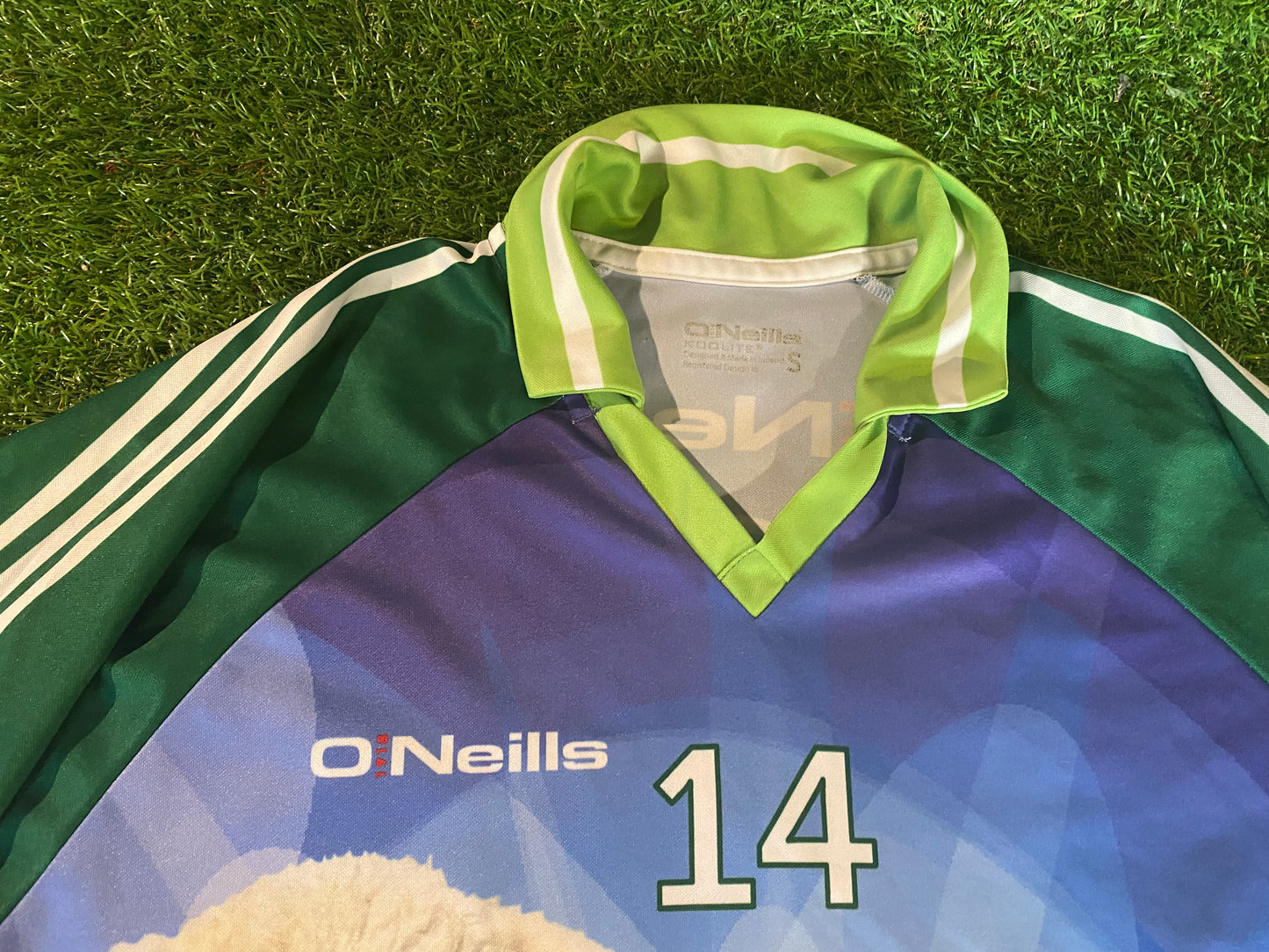 Farmers Farming Country Ireland GAA Gaelic Football Hurling Small to Medium Mans Jersey