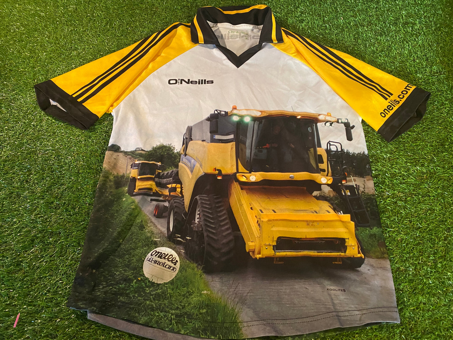 Farmers Farming Country Ireland GAA Gaelic Football Hurling Small Mans Fun Jersey