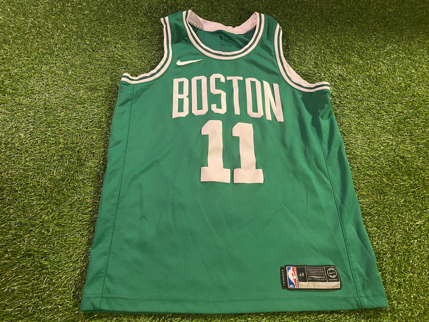 Boston Celtics NBA USA United States of America Basketball Medium Mans Adidas Irving no11 Jersey
