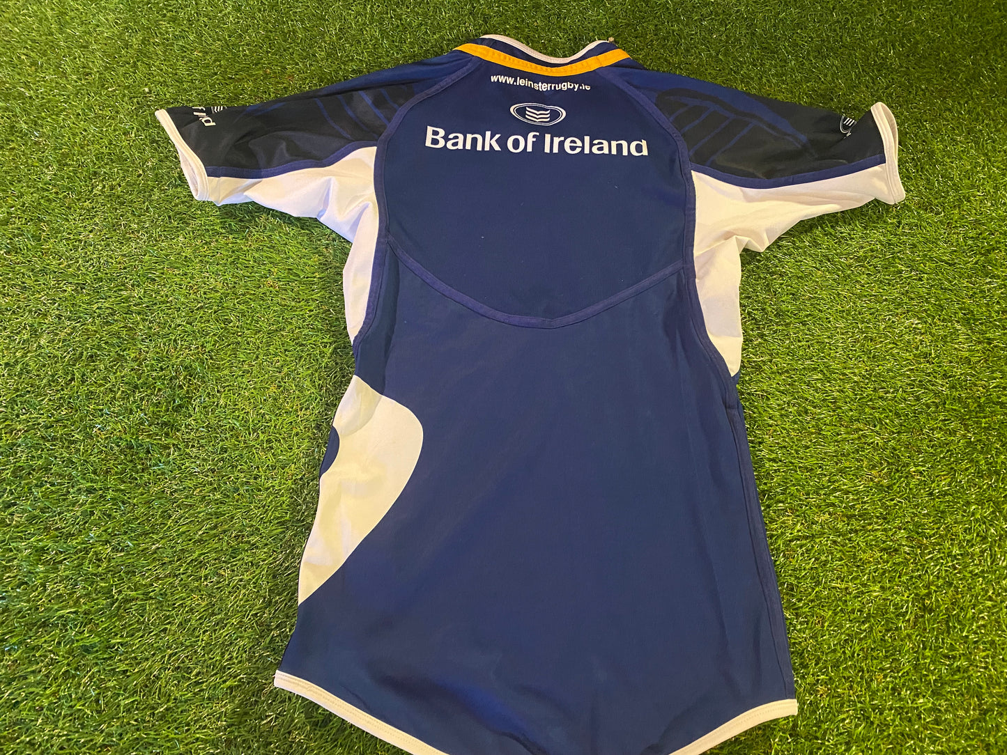 Leinster Eire Irish Ireland Rugby Union Football Medium Mans Tight Fit Player Issued Jersey