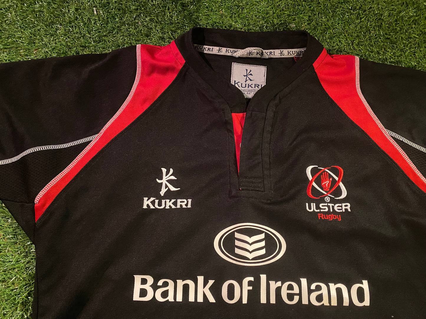 Ulster Northern Ireland Rugby Union Football XL Extra Large Tight Fitting Players Training Top