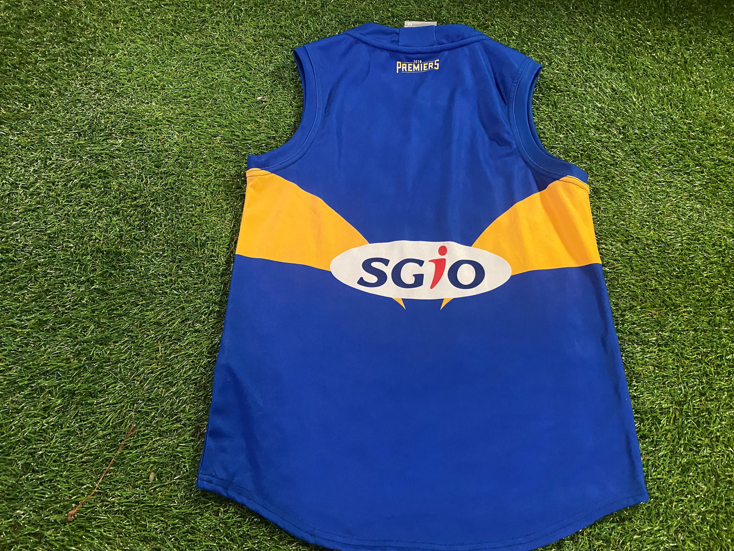 West Coast Eagles Australia AFL Rugby League Football Youths / XS Mans Tight Fit Jersey