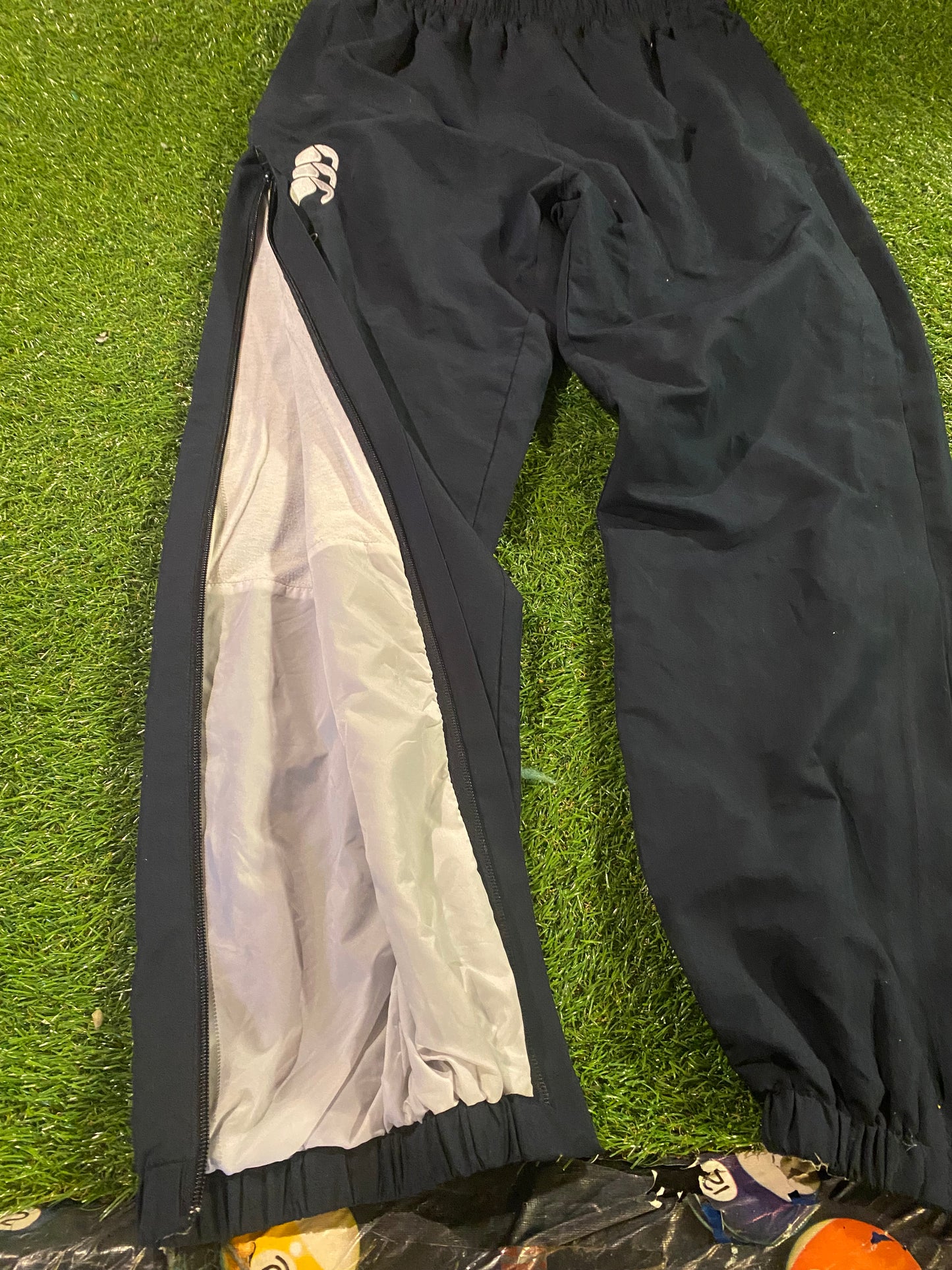 CCC Canterbury Rugby Union Youths / Small Mans Vintage Lined Tracksuit Bottoms