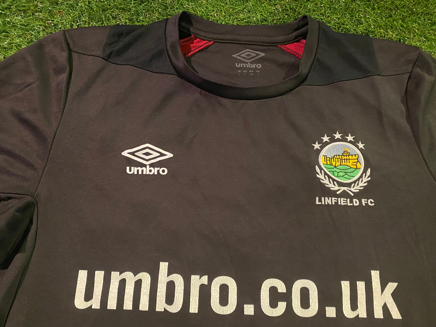 Linfield FC Northern Ireland Soccer Football Large Mans Lighter Leisure Jersey